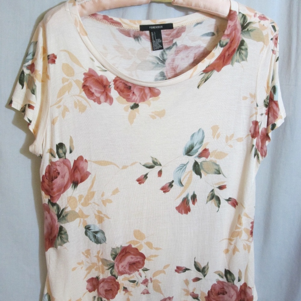 Forever 21 T Top Shirt Peach Roses Short Slv Large